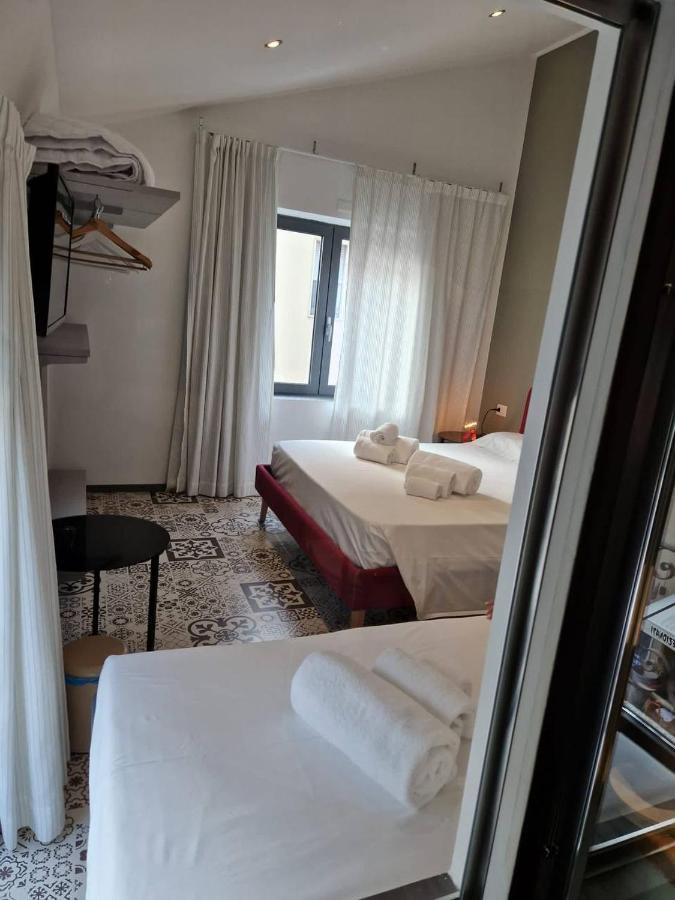 Gaias Rooms Olbia Esterno foto