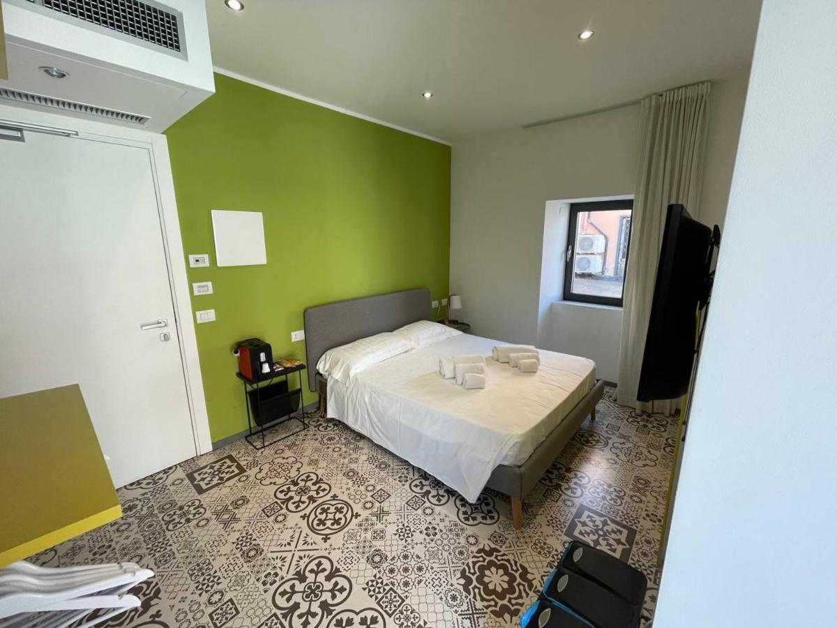 Gaias Rooms Olbia Esterno foto